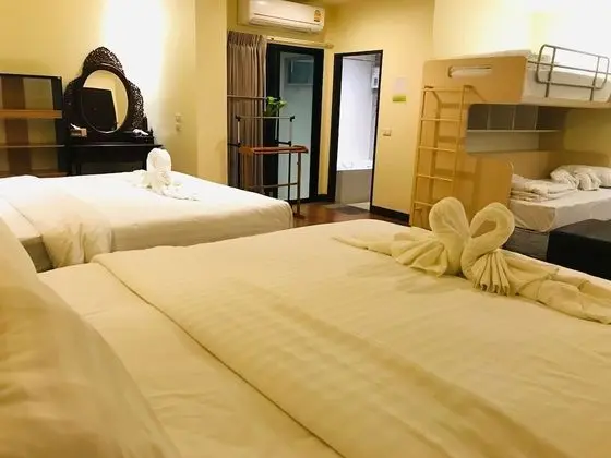 Deluxe Family Suite 6-Pax (with Bunk Bed)