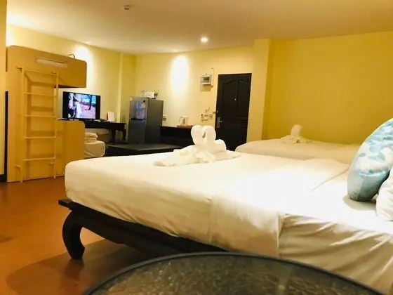 Deluxe Family Suite 6-Pax (with Bunk Bed)