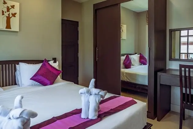 Deluxe Villa, 3 Yatak Odası, Havuz Manzaralı, Havuz Kenarı