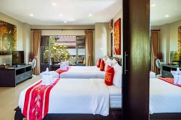 Deluxe Villa, 3 Yatak Odası, Havuz Manzaralı, Havuz Kenarı