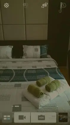 Apart Daire, Havuz Manzaralı