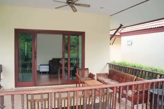 3 Bedrooms Bungalow