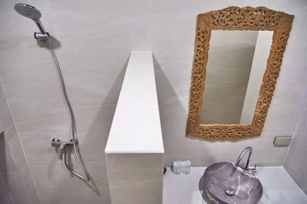 Deluxe Tek Büyük veya İki Ayrı Yataklı Oda