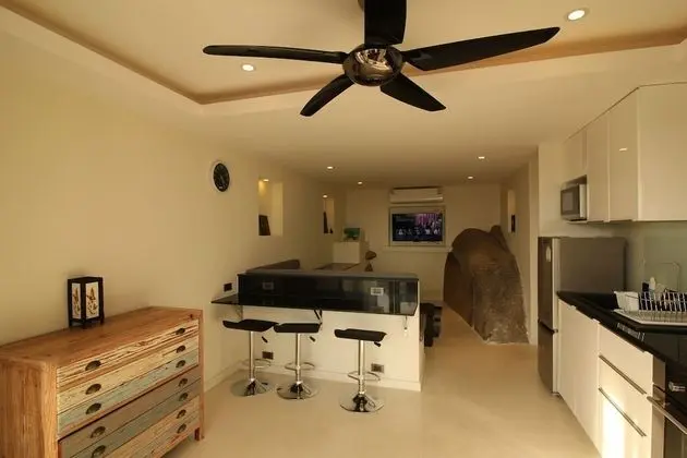Villa 2 (Pool and Seaviews)