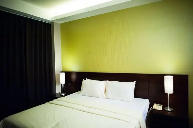 Deluxe King Bed Room