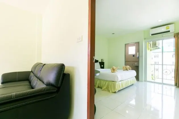 1 Bedroom Apartment