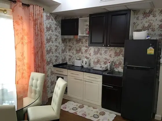 Basic Apart Daire, 2 Yatak Odası, Mutfak, Denize Bakan