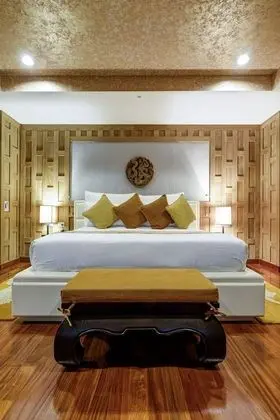 Royal Suite