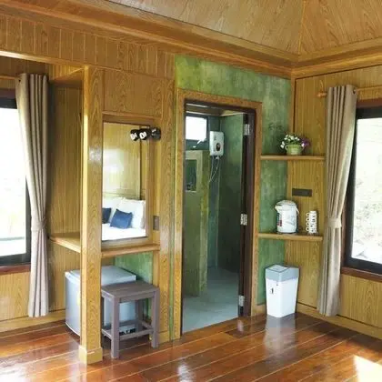 Family Room with Mountain View