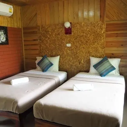 Standard Room with Garden View