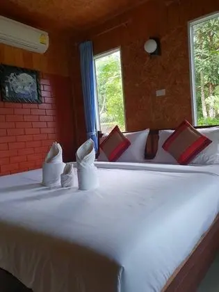 Standard Room with Garden View