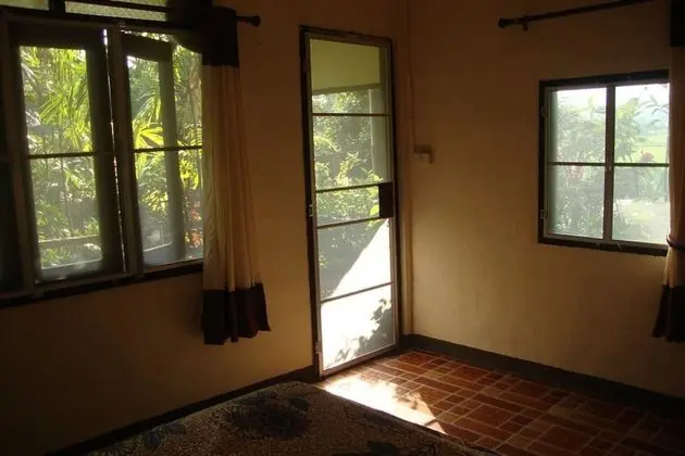 Standard Room with Garden View