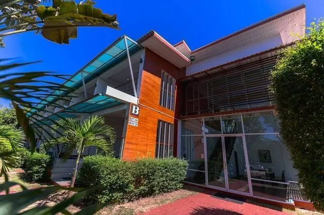 Deluxe Tek Büyük veya İki Ayrı Yataklı Oda, Bahçeli