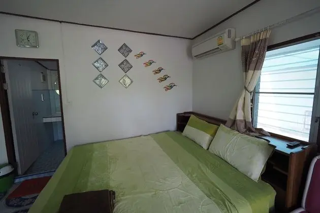 Bungalow with River View