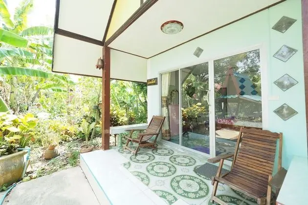 Bungalow with River View