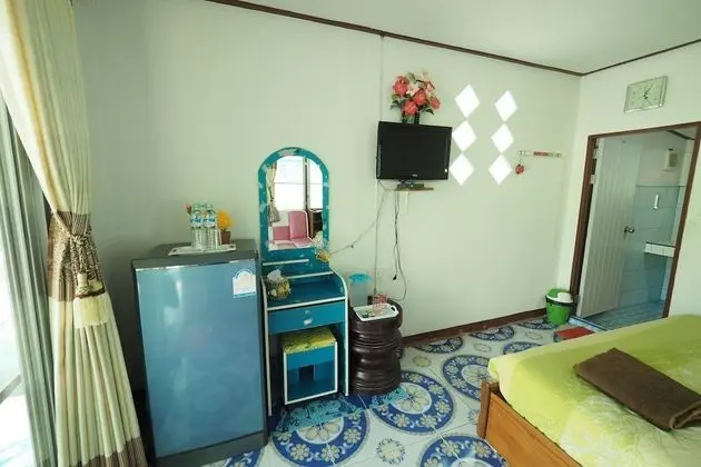 Bungalow with River View