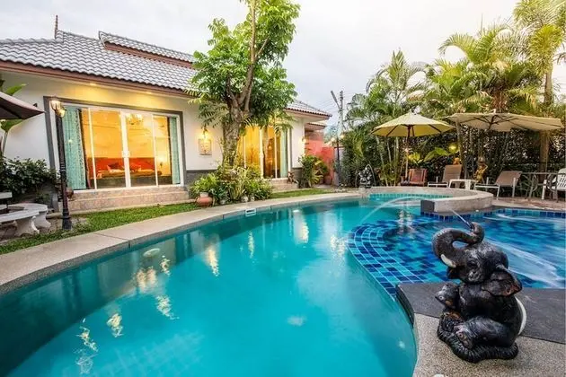 5-Bedroom Pool Villa