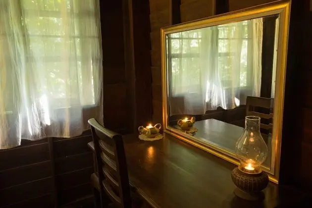 Deluxe Bungalow with Garden View