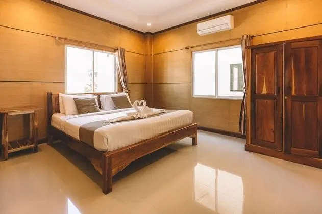 2 Bedroom
