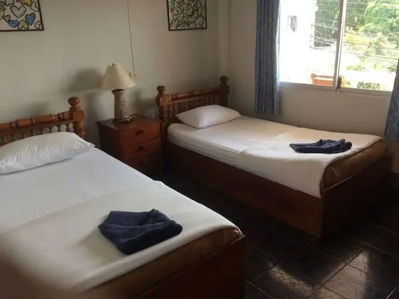 Standard Large Size 1 Double 1 Sgl Bed
