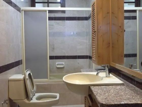 Family Oda, Ortak Banyo (Deluxe)
