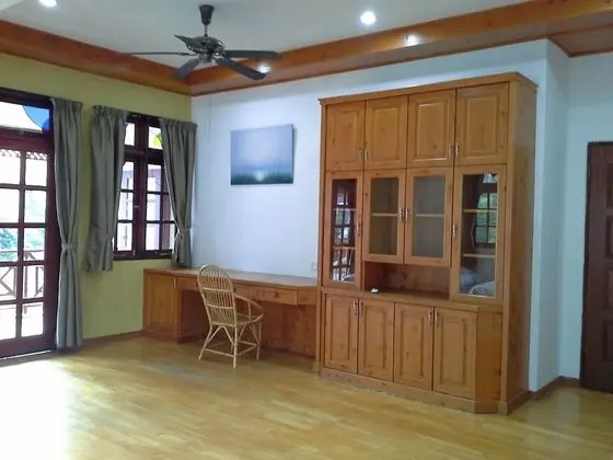 Luxury Family Suite With Balcony