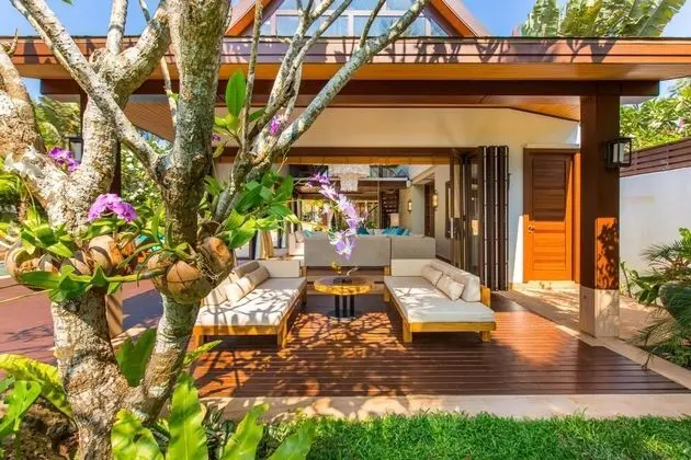 Villa