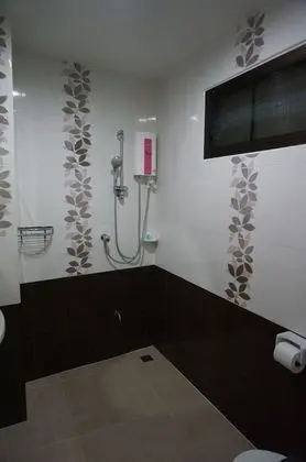 Deluxe Double Room with Partial Ocean View