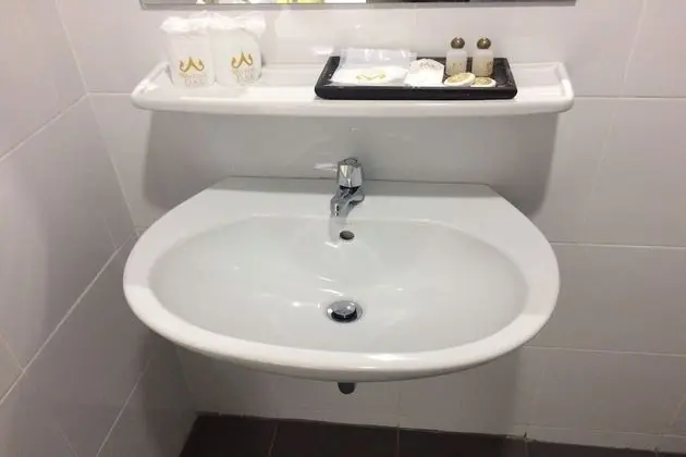 Deluxe Oda, 1 En Büyük (King) Boy Yatak