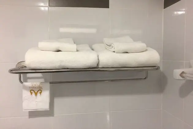 Deluxe Oda, 1 En Büyük (King) Boy Yatak