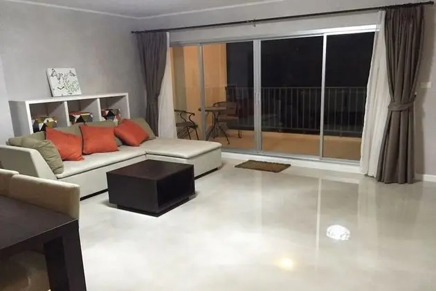 3-Bedroom Apartment