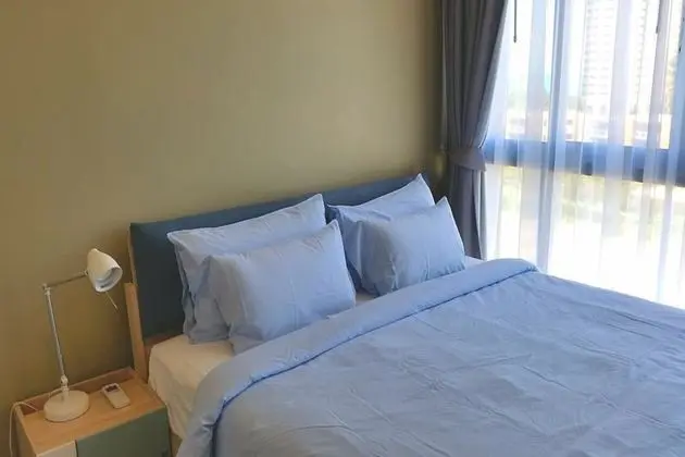 One Bedroom Apartment