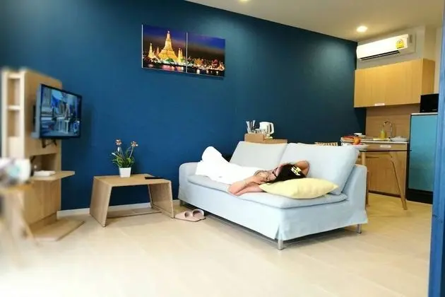 One Bedroom with Sea View