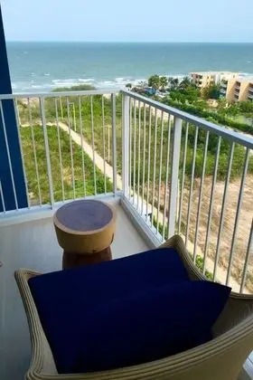 One Bedroom with Sea View