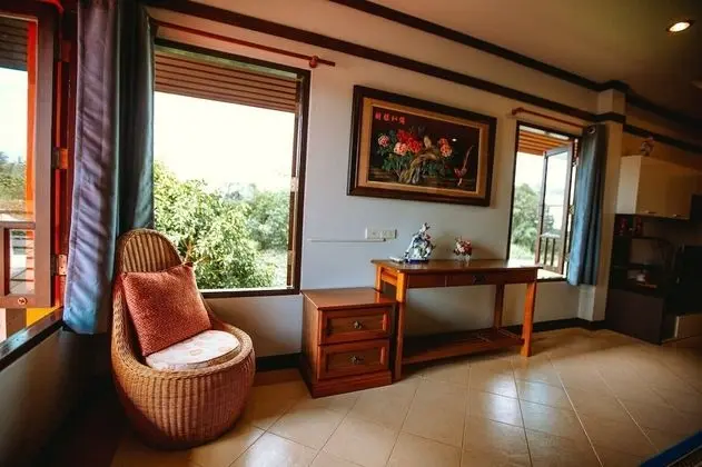 Deluxe Suite Sleep 4 Villa