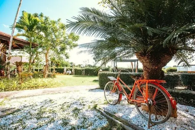 Deluxe Suite Sleep 6 Villa