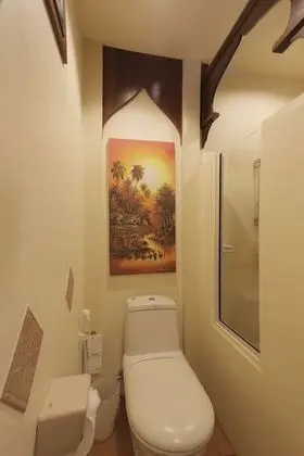 Deluxe pool access