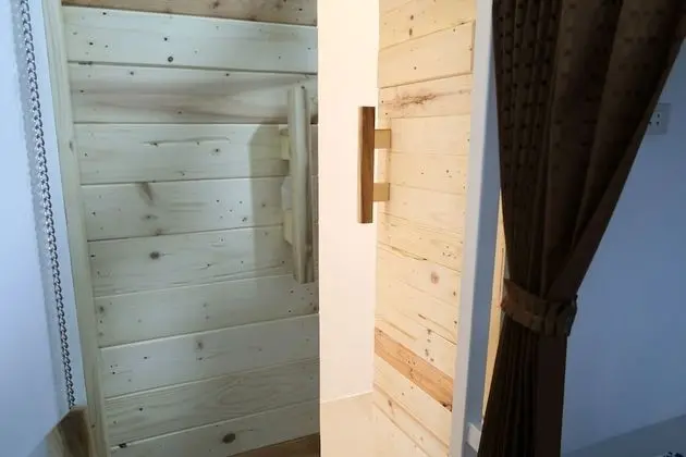 Ortak Ranzalı Oda, Karma Ranzalı Oda