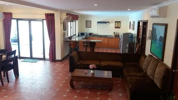 4 Bedrooms Private Pool Villa