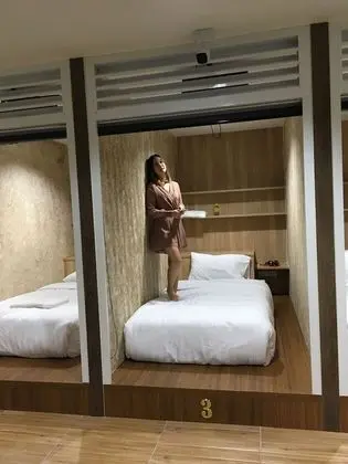 Basic Ortak Ranzalı Oda, 1 Tek Kişilik Yatak (Female Only)