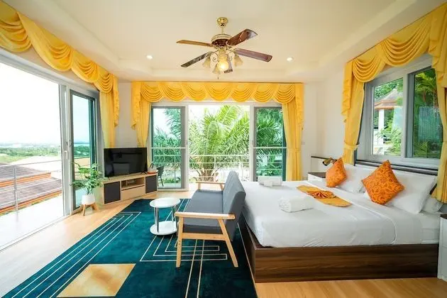 Seaview Deluxe