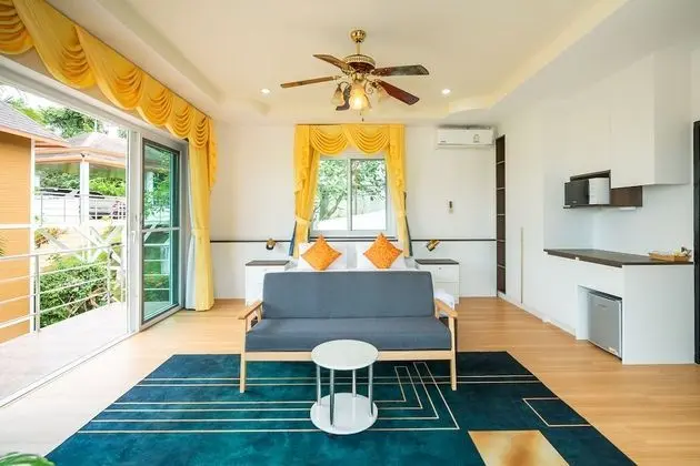Seaview Deluxe