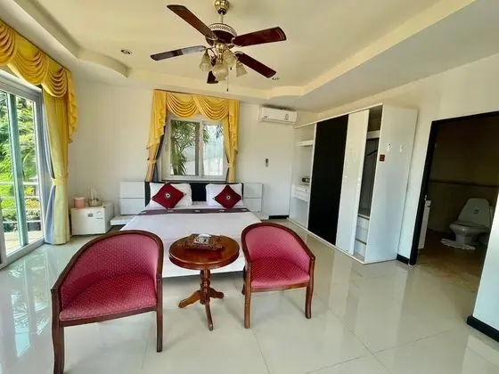 Seaview Deluxe