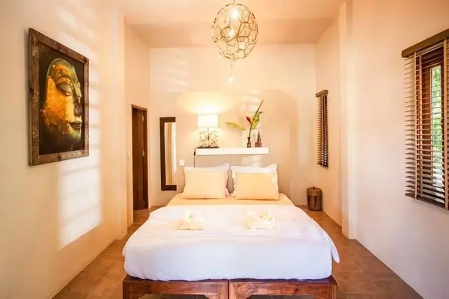 5 Bedroom Villa with Private Pool
