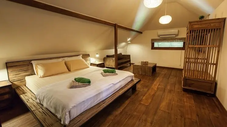 5 Bedroom Villa with Private Pool