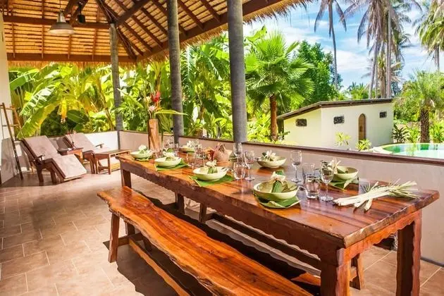 5 Bedroom Villa with Private Pool