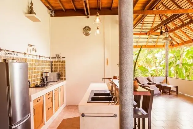 5 Bedroom Villa with Private Pool
