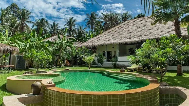 5 Bedroom Villa with Private Pool
