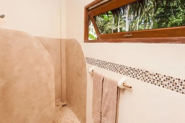 5 Bedroom Villa with Private Pool
