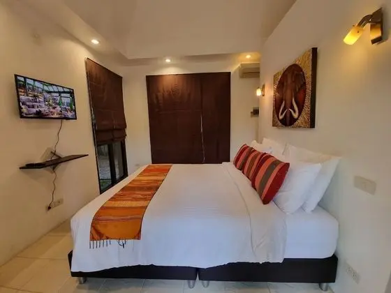 Villa, 4 Yatak Odası, Kişiye Özel Havuzlu